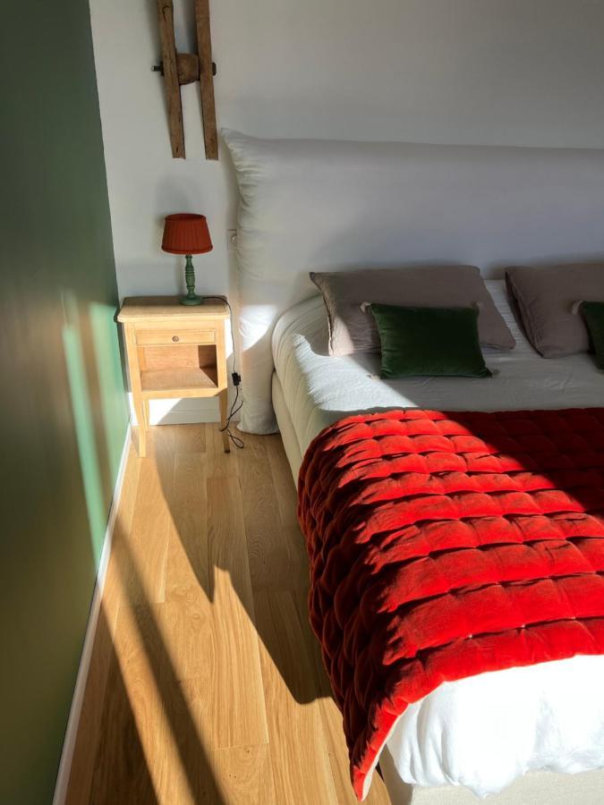 Bed and Breakfast Le Logis De La Lettre Tinteniac Экстерьер фото